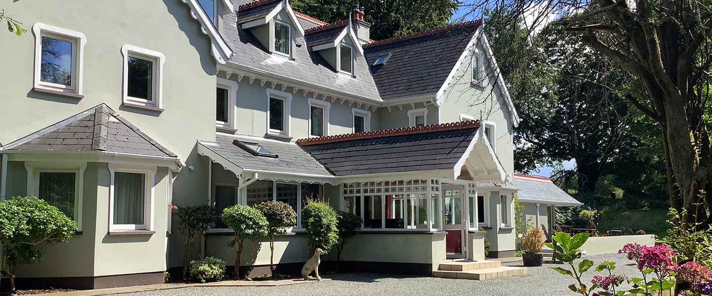 Idyllically situated at the edge of a Wooded River Valley