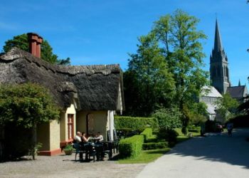 DEENAGH LODGE   CATHEDRAL