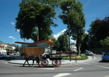 HORSEPOWER AROUND KENMARE PLACE
